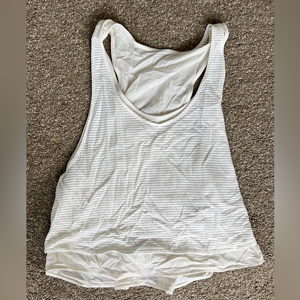Lululemon tank